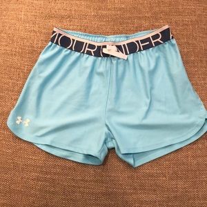 Girls Under Armour shorts! Size: Youth Large